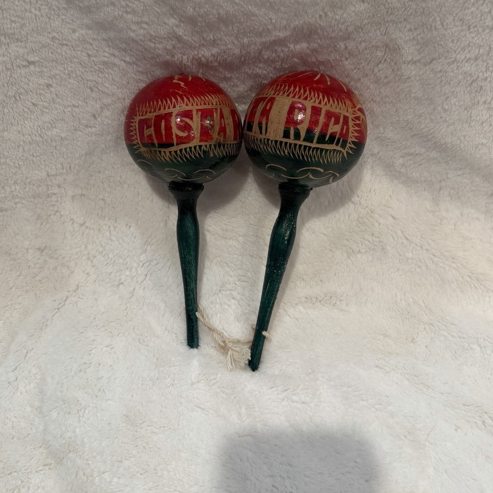 Pair of Costa Rica Hand Crafted Maracas Musical Instrument GREAT CONDITION